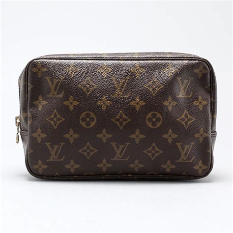 louis vuitton trousse toiletry pouch 23|Louis Vuitton large toiletry pouch.